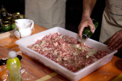 S-klobasicom-u-EU-75